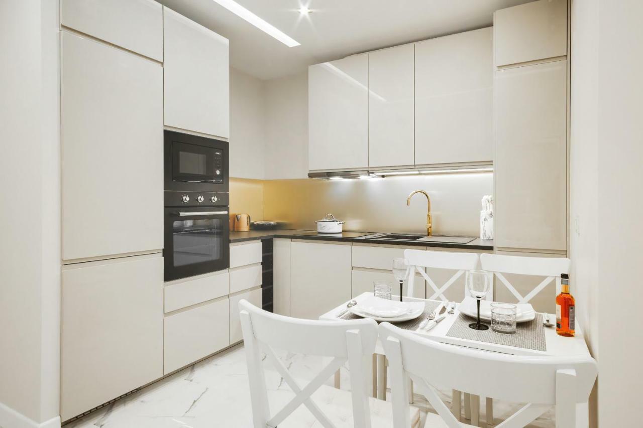 Apartments Aura Sky By Noclegi Renters ワルシャワ エクステリア 写真